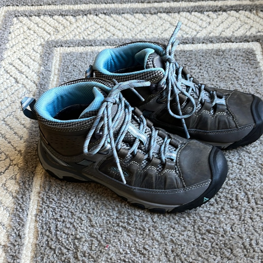 Keen Women’s Hiking Boots